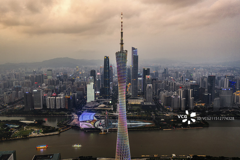 广州电视塔小蛮腰城市天际线图片素材