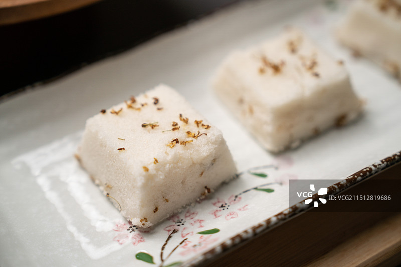 中国传统节日糕点美食 糯米桂花糕图片素材