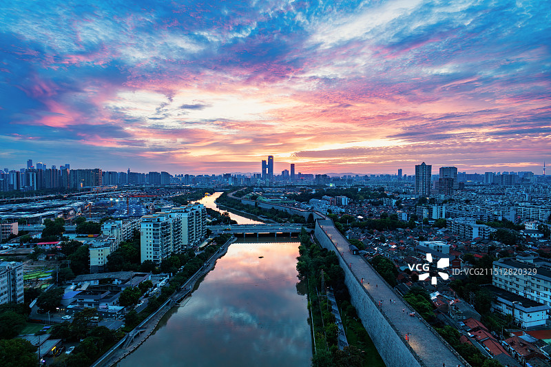 南京夫子庙秦淮河风光带图片素材