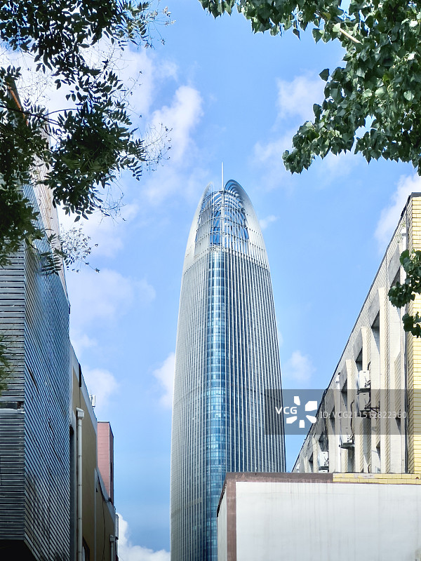 济南绿地中心建筑图片素材