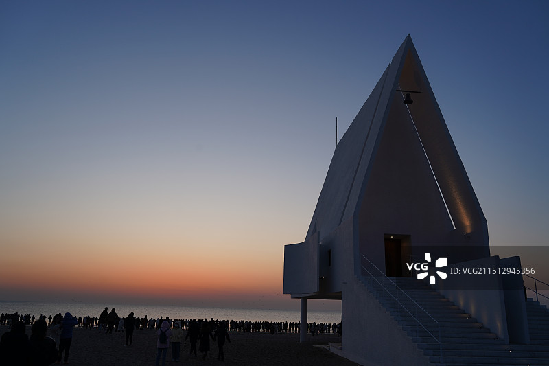 阿那亚礼堂日出图片素材