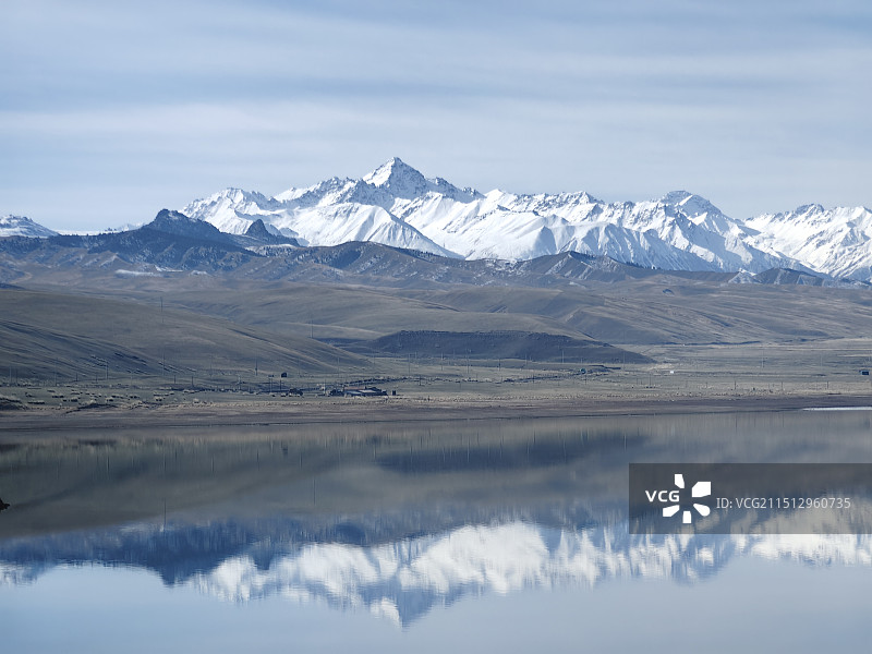 远眺岗什卡图片素材