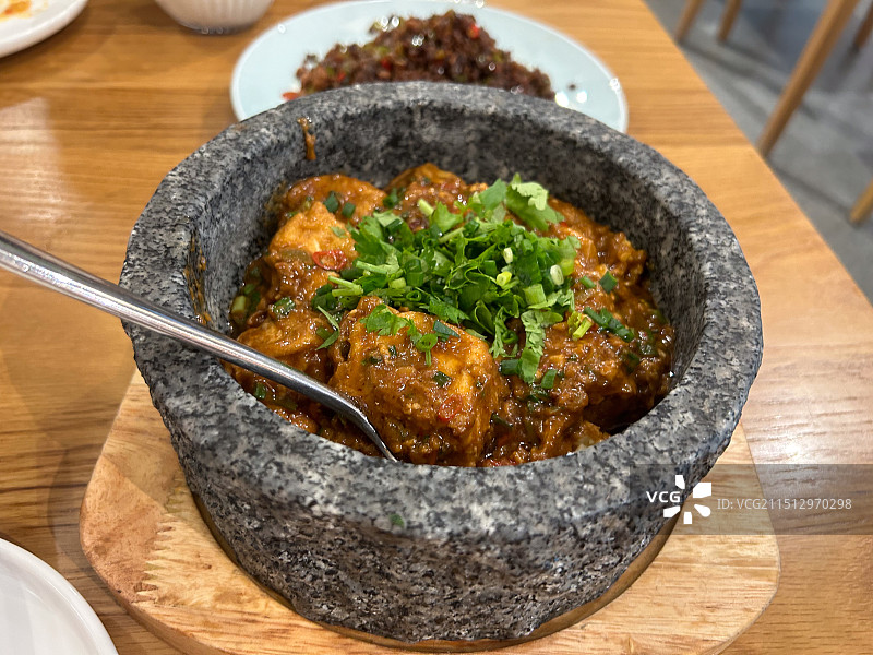 云南菜 煎石屏豆腐图片素材