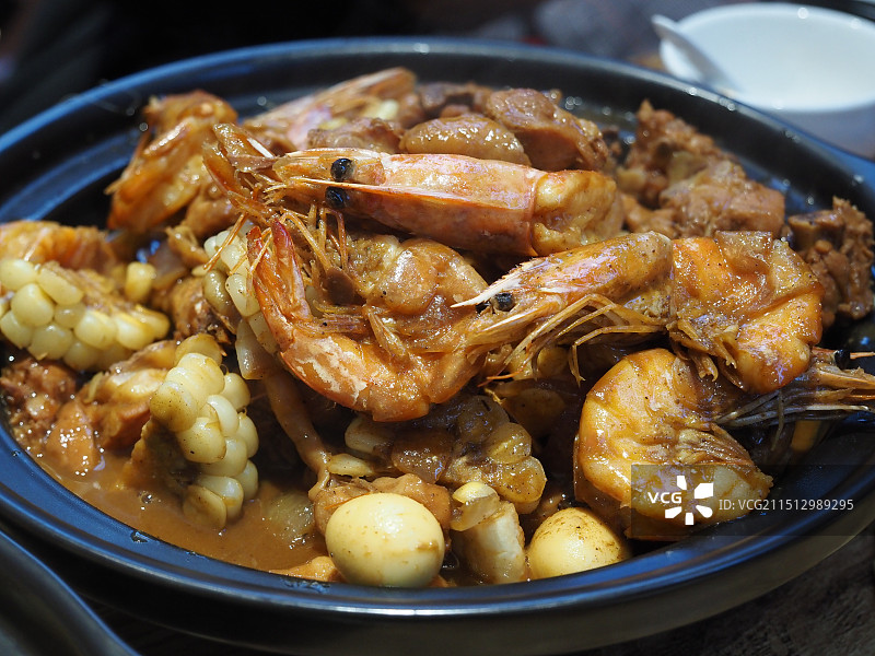 海鲜锅食物的高角度视图图片素材