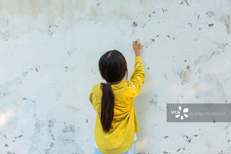 乡村留守儿童生活肖像图片素材