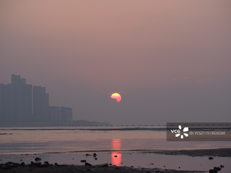 青岛城市阳台日出图片素材