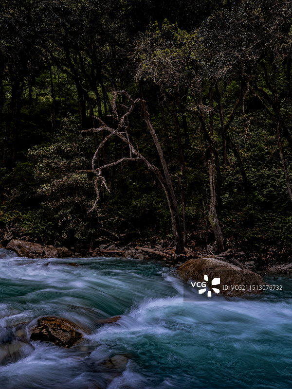 察隅县段怒江图片素材