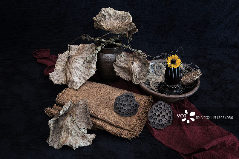 夏布、荷叶、莲蓬、土陶、麻线图片素材