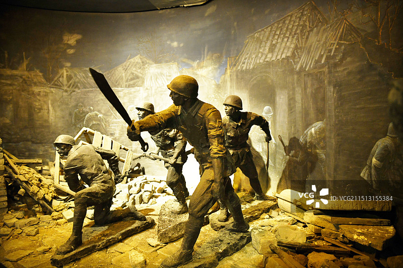 山东枣庄台儿庄大战纪念馆烈士群雕图片素材