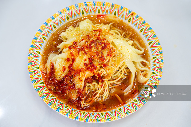 新疆特色美食黄面图片素材