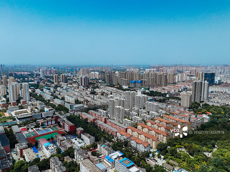 保定市 竞秀区 竞秀公园 万博广场 茂业百货 人民广场图片素材