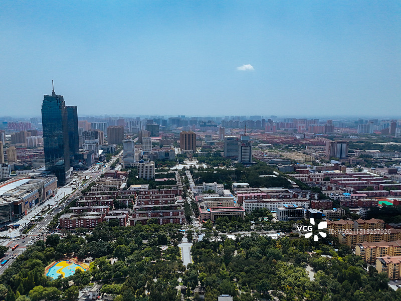 保定市 竞秀区 竞秀公园 万博广场 茂业百货 人民广场图片素材