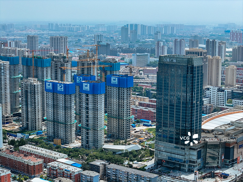 保定市 竞秀区 竞秀公园 万博广场 茂业百货 人民广场图片素材