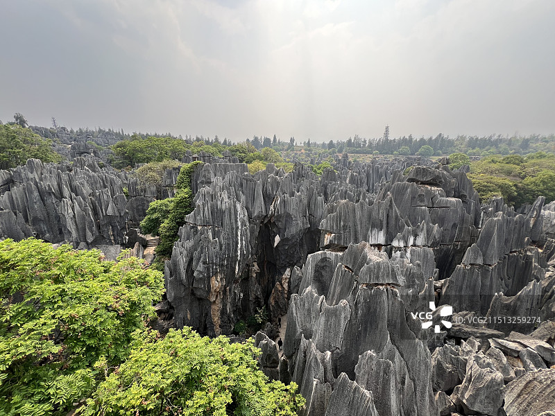 怪石嶙峋图片素材