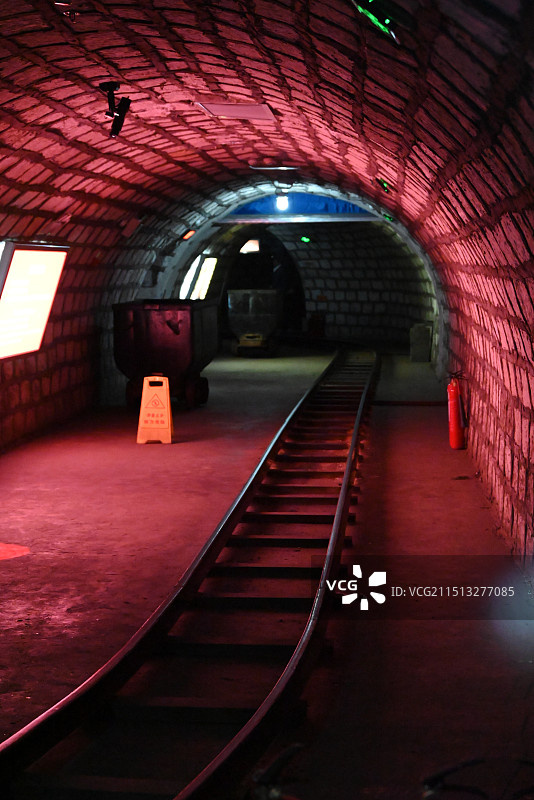 太原中国煤炭博物馆“煤海探秘游”图片素材