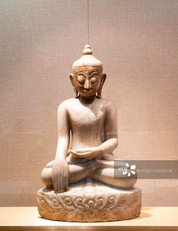 清代故宫大佛堂文物，樊石无量寿佛像图片素材