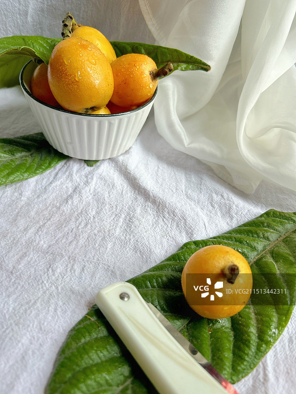 桌上水果的高角度视图图片素材