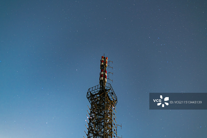 老顶山的星空与日出图片素材