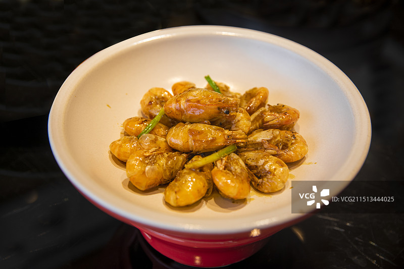 咕咾肉 油爆虾 胡辣汤 炒青菜图片素材