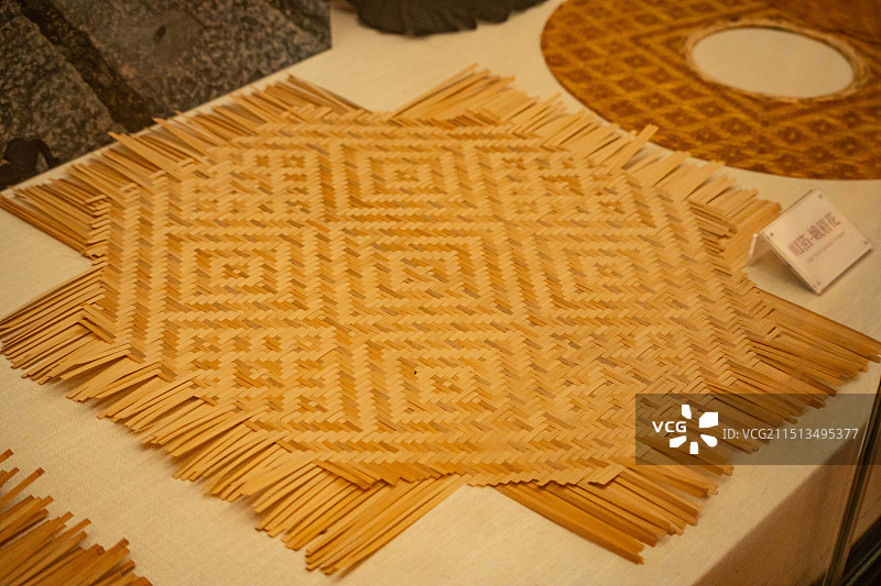 中国传统竹编技艺帽箔-娥眉花图片素材