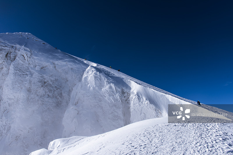 雪山攀登-哈巴雪山绝望坡图片素材