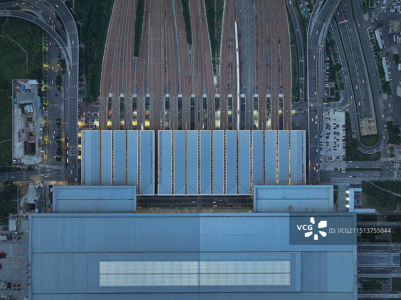 郑州东站高铁出发俯视图图片素材