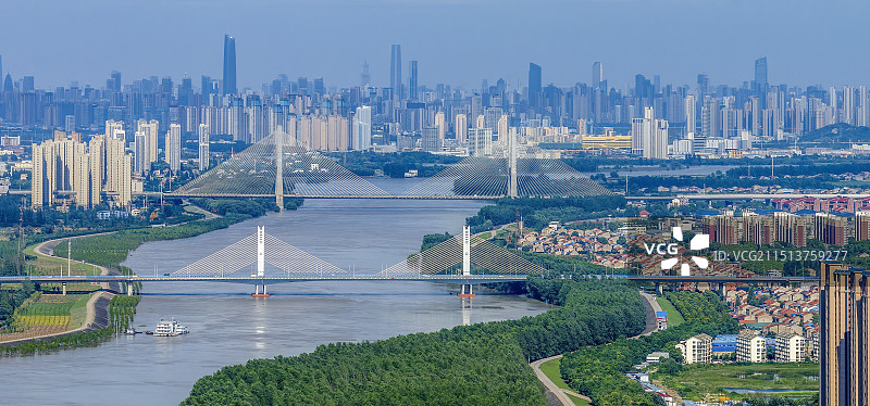 汉江两岸风光及汉江上的桥梁图片素材