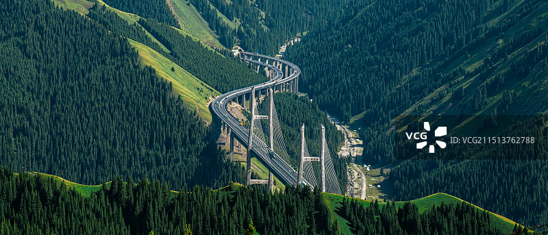 果子沟大桥图片素材
