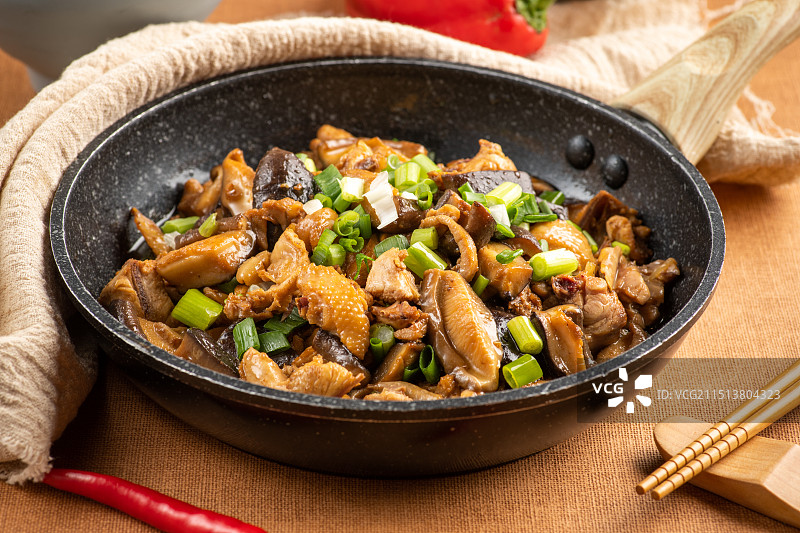 香菇滑鸡图片素材