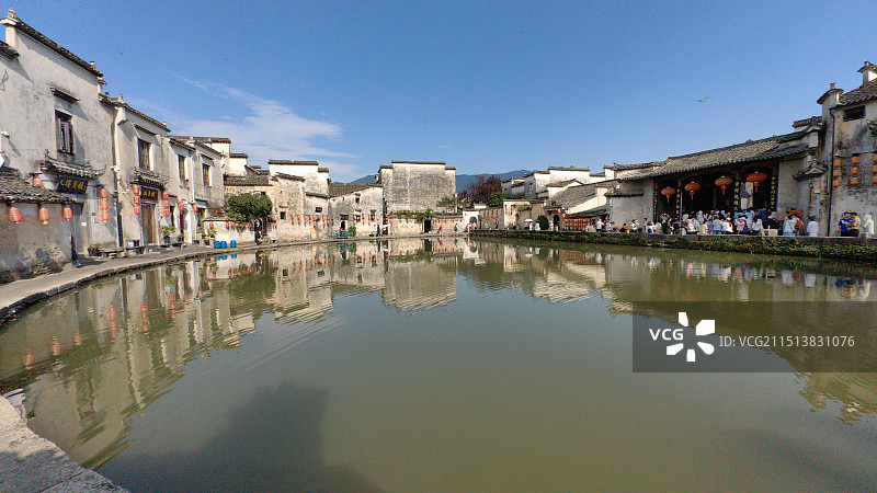 宏村徽派建筑的美月沼美景图片素材