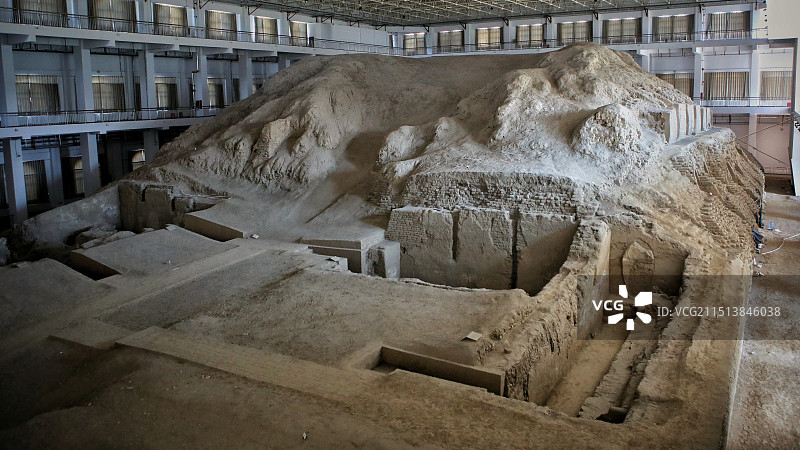 新疆吉木萨尔县北庭故城遗址博物馆内“西寺”遗址图片素材