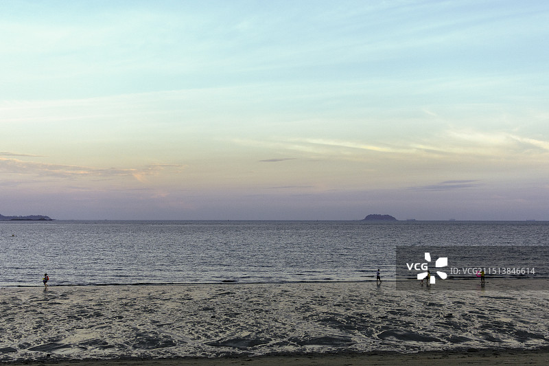 厦门傍晚的海滩图片素材