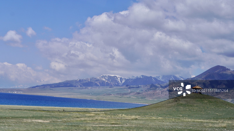 新疆赛里木湖图片素材