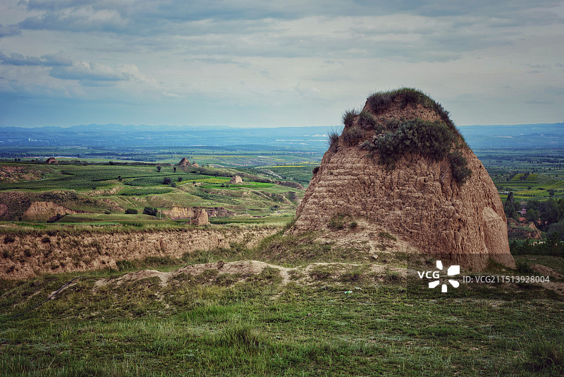 山西的长城遗迹， 24.08.08日摄于山西长城一号旅游公路沿途。图片素材