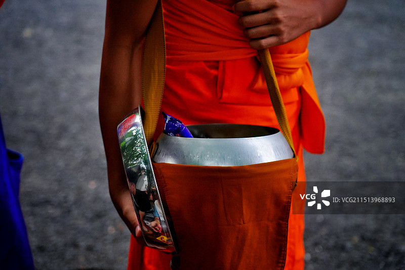 琅勃拉邦的布施人群图片素材