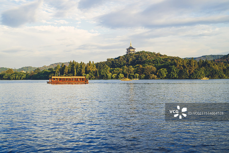 《杭州西湖雷峰塔》雷峰夕照图片素材