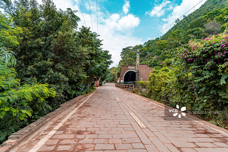 楚雄州禄丰县黑井古镇道路图片素材