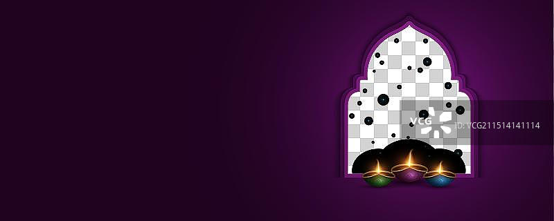 俯瞰窗户的燃烧的排灯节灯图片素材