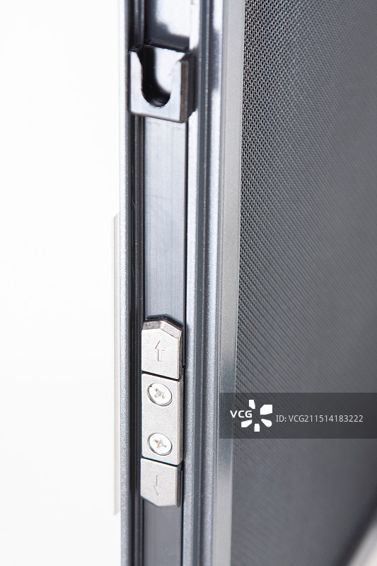 影棚拍摄白色背景铝合金窗纱窗断桥铝窗产品图片素材