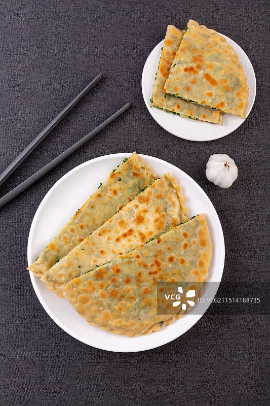 韭菜鸡蛋馅塌菜馍图片素材