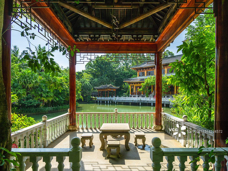 海南澄迈城市风光水岸花园景观建筑观景亭图片素材