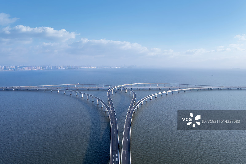航拍青岛胶州湾高架桥全景图片素材