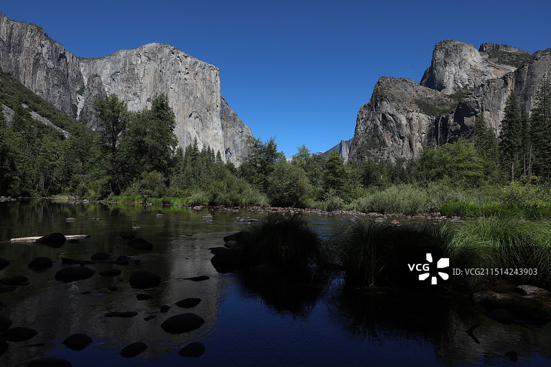 优胜美地峡谷景观图片素材