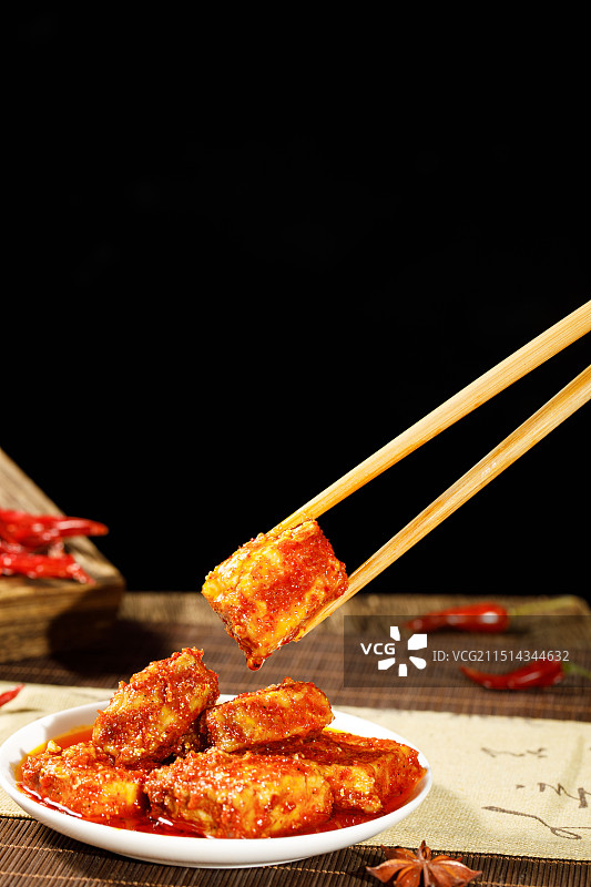 香辣油腐乳霉豆腐图片素材