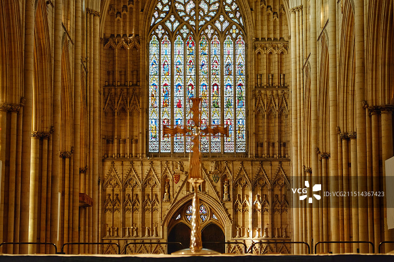 英国约克大教堂York Minster内部十字架图片素材