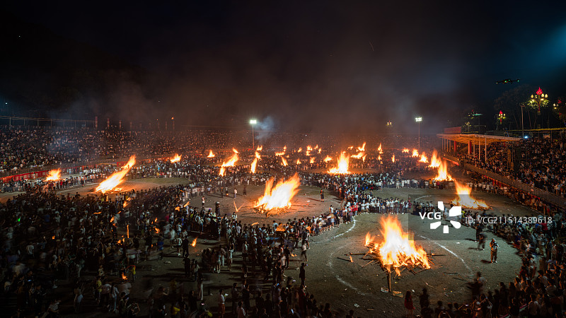 四川省凉山普格火把节图片素材