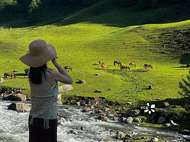新疆那拉提镇图片素材