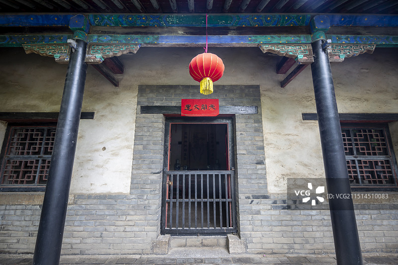 山东省济宁市邹城市孟府：世恩堂（是世袭五经博士居住之处，陈列仍保持着孟繁骥和王淑芳当年居住时的原貌）图片素材