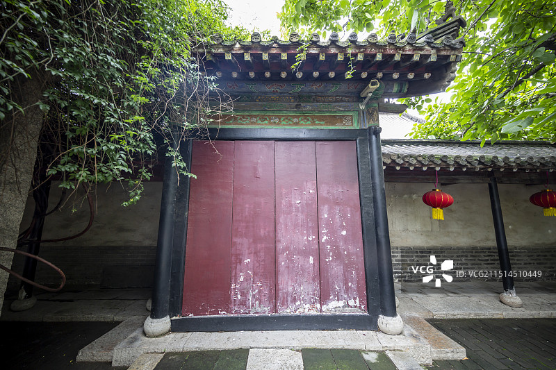 山东省济宁市邹城市孟府：院门图片素材
