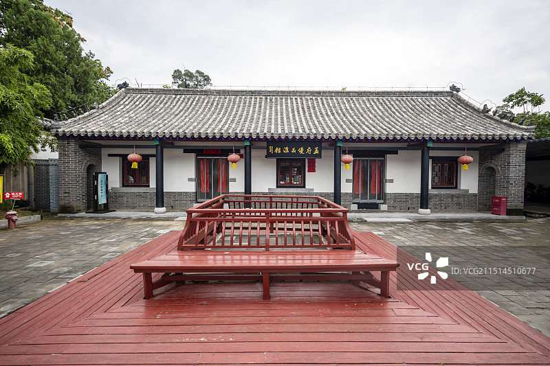 山东省济宁市邹城市孟府：建筑一角图片素材